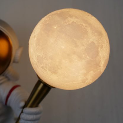 Astronaut Moon Wall Lamp - Image 2
