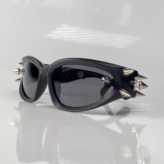 Punk style rivet cat-eye sunglasses