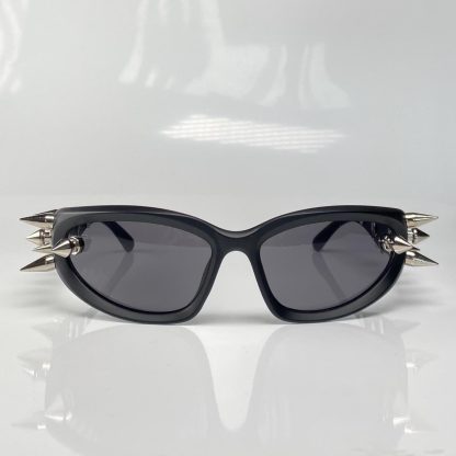 Punk style rivet cat-eye sunglasses - Image 2