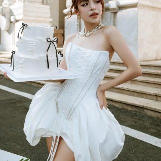 White tube top herringbone waist skirt