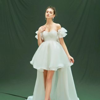 One-shoulder short dress with train