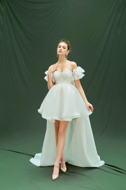 One-shoulder short dress with train