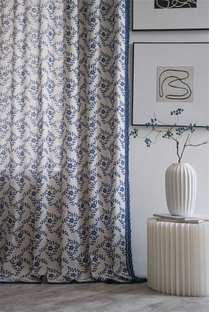 Floral blue-edged gauze curtain - Image 3