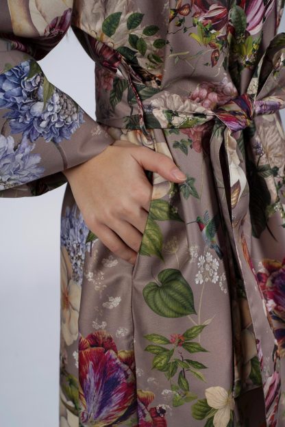 Luxurious silk jacquard robe - Image 2