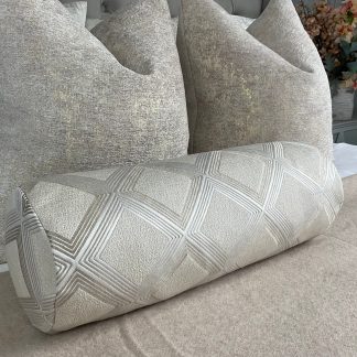 Diamond check cylindrical pillow