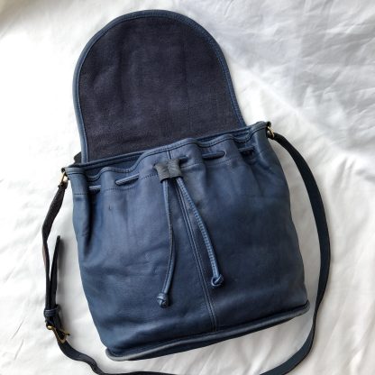 Deep sea blue leather bucket bag - Image 6