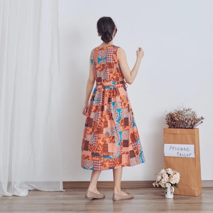 Paneled printed sleeveless dress - Image 3