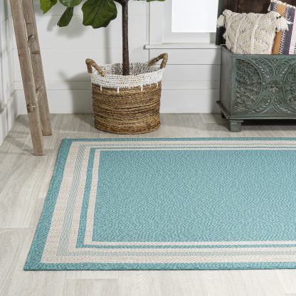 Fresh Coast Simple Striped Outdoor Carpet - Image 4