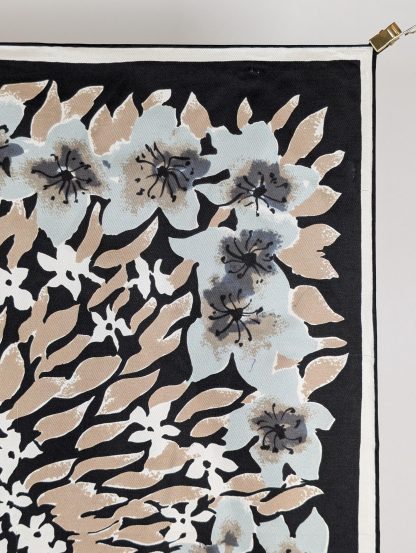 Art print silk scarf - Image 2