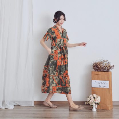 Contrast Color Panel V Neck Drawstring Dress - Image 2