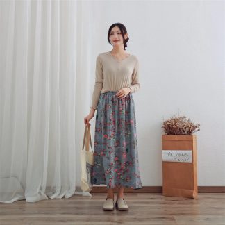 Fresh floral skirt