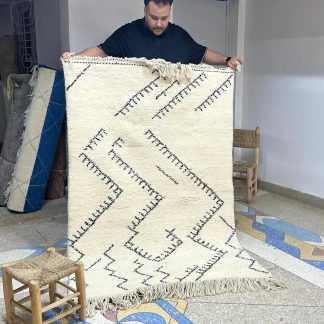 Geometric lines handmade carpet