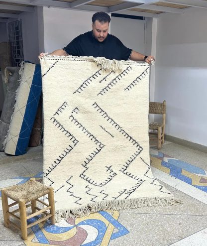 Geometric lines handmade carpet