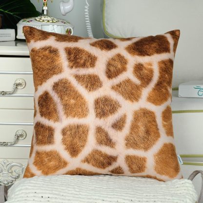 Giraffe pattern plush pillowcase - Image 6
