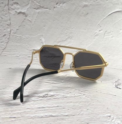 Fashionable polygonal metal frame sunglasses - Image 4