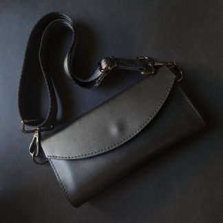 Minimalist leather belt bag
