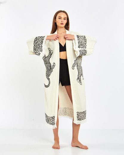 Animal print jacquard bathrobe - Image 7