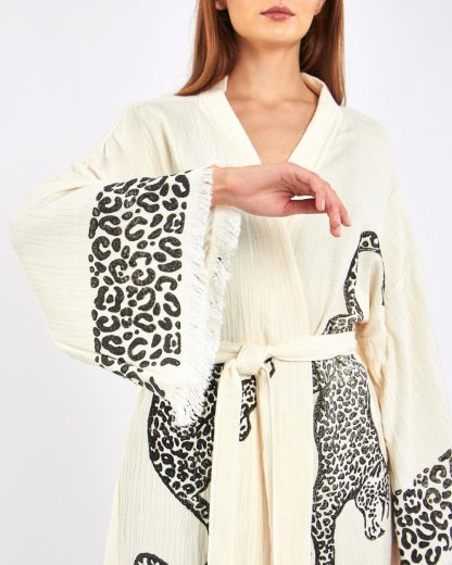Animal print jacquard bathrobe - Image 4