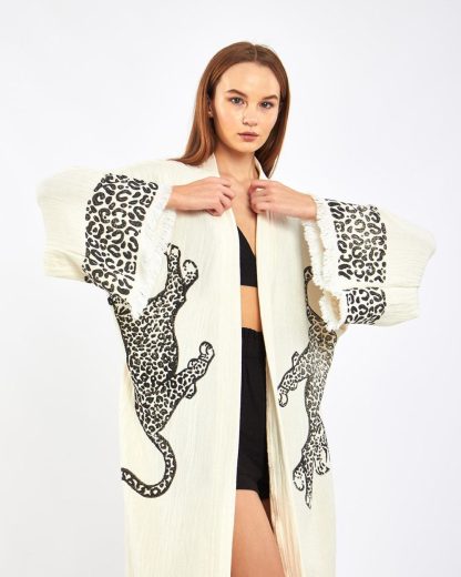 Animal print jacquard bathrobe - Image 2
