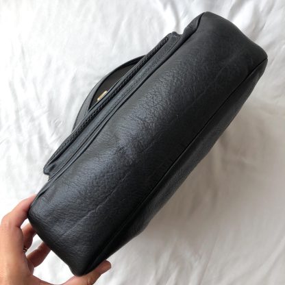 Vintage black leather shoulder bag - Image 6