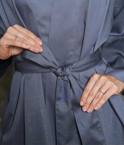 Loose silk robe - Image 4