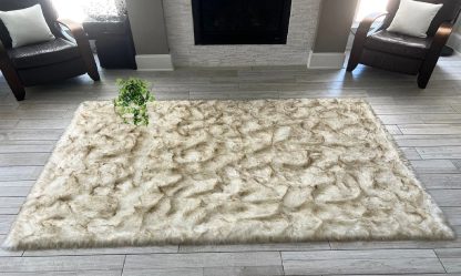 Warm-toned faux sheepskin rug - Image 6