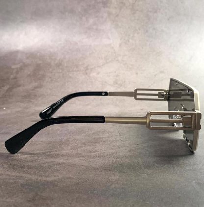 Futuristic Cyberpunk Sunglasses - Image 4
