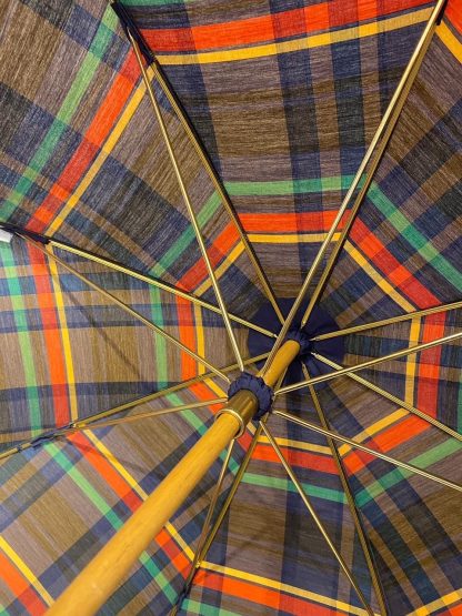 Retro plaid long handle umbrella - Image 8