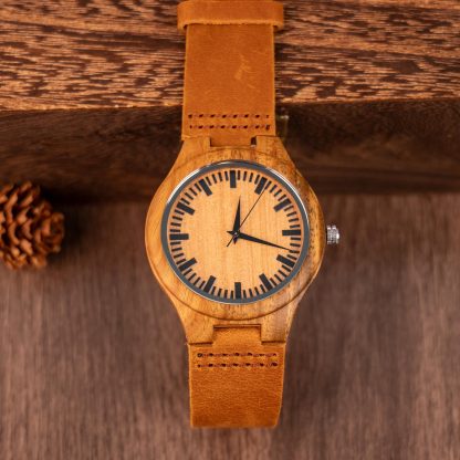 Vintage wooden leather strap watch - Image 4
