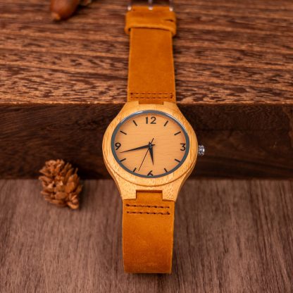 Bamboo and wood stitching leather strap quartz watch - Image 4