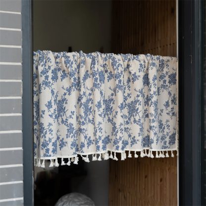 Blue and white tassel short curtain