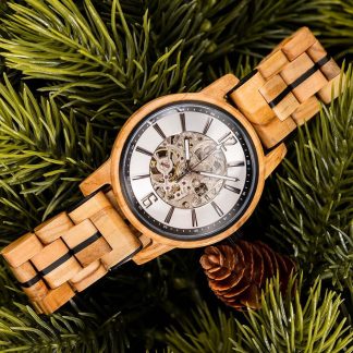 Natural texture wooden mechanical watch