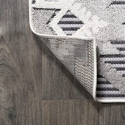 Geometric ethnic style outdoor woven carpet - Image 6