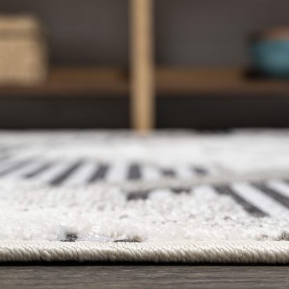 Geometric ethnic style outdoor woven carpet - Image 4