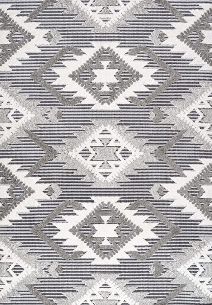 Geometric ethnic style outdoor woven carpet - Image 2