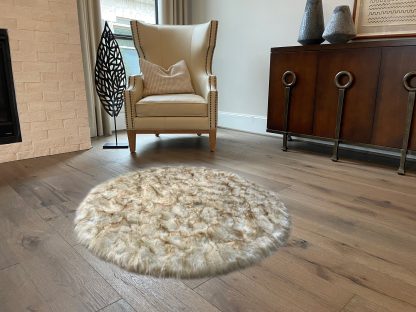 Super soft faux sheepskin round rug - Image 2