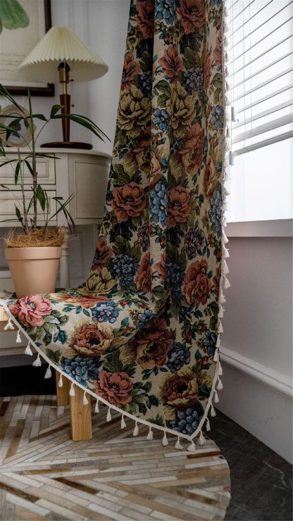 Vintage rose print curtains - Image 4