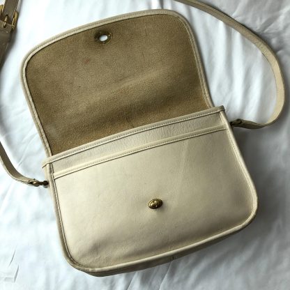 Elegant off-white leather crossbody bag - Image 2
