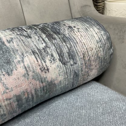 Artistic cylindrical pillow - Image 6