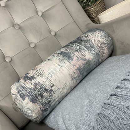 Artistic cylindrical pillow - Image 4