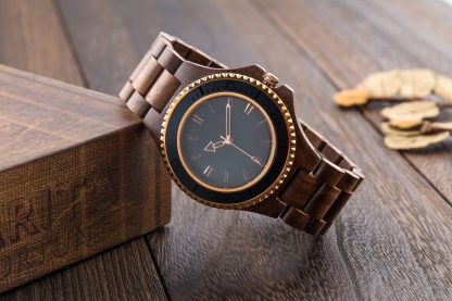 Gold metal bezel natural texture watch - Image 3