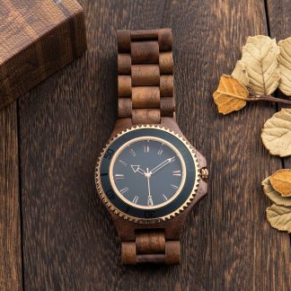 Gold metal bezel natural texture watch