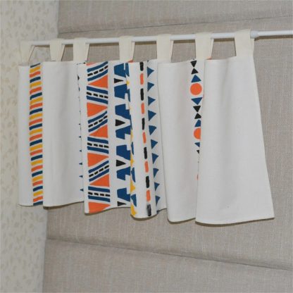 Geometric print half curtain - Image 3