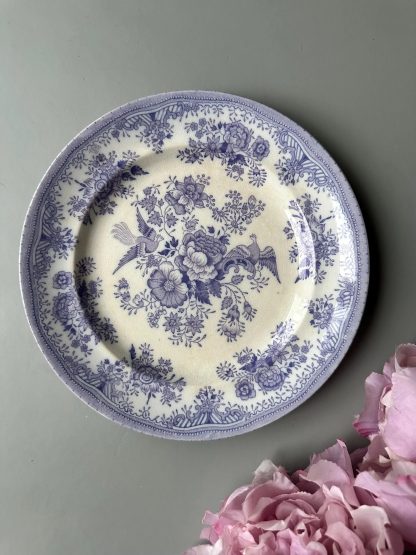 Blue and white flower and bird pattern dinner plate