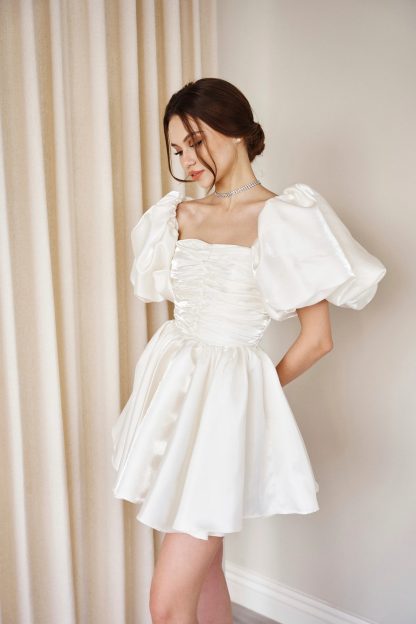 French Retro Puff Sleeve Wedding Dress - Image 3