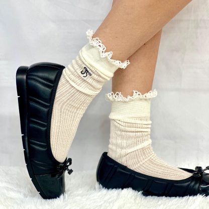 Cream lace pile socks - Image 4