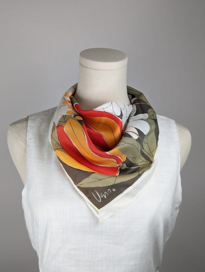 Artistic floral silk scarf - Image 6