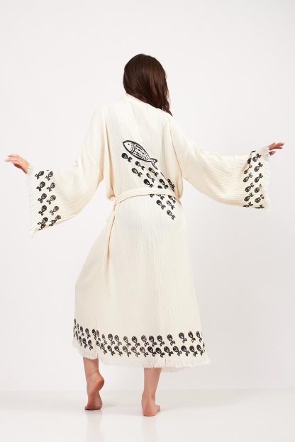 Relaxed holiday embroidered jacquard robe - Image 7