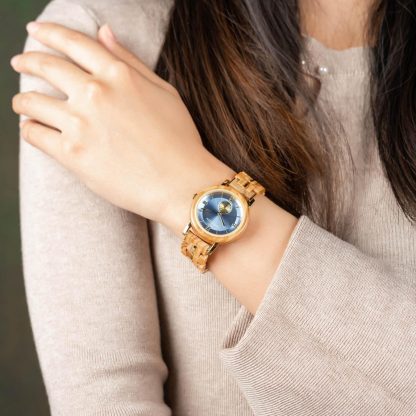 Unique light blue dial watch - Image 2