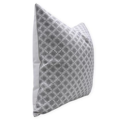 Simple geometric print pillowcase - Image 3